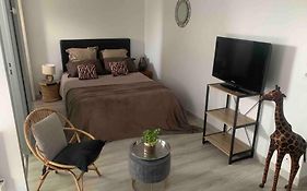 Ravissant Studio En Bord De Mer